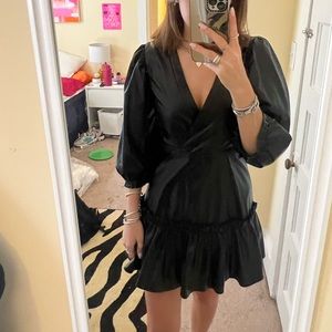 Puff sleeve leather dress